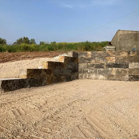 Nyaraló Moradia Bispo