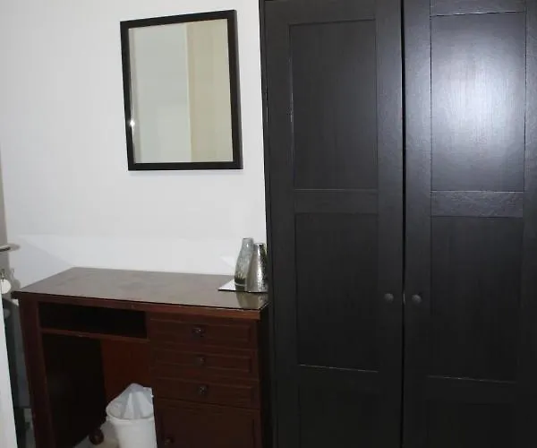 Moradia Bispo 펜션 알리우바로타