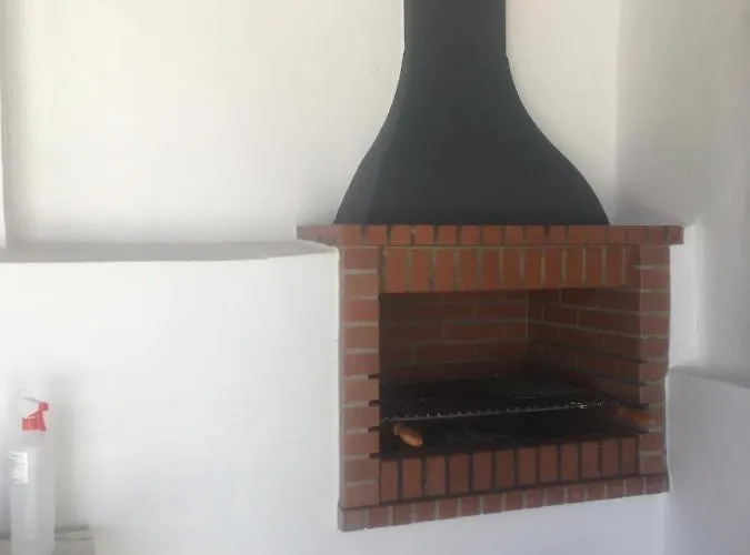 펜션 Moradia Bispo 알리우바로타