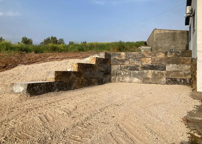 Nyaraló Moradia Bispo